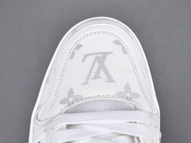 Channel Advantage! Official Version Louis Vuitton Trainer Couple Limited Series