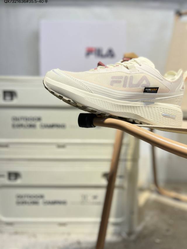 Fila Fusion, a trendy low-top athletic and casual shoe brand. Filafusion primar