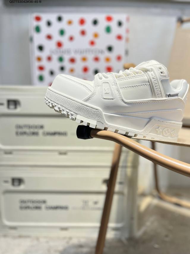 Louis Vuitton Trainer Maxi "Little Fat" Series Bread Shoes, 23 Fashion Runway S