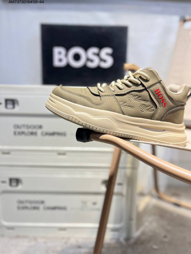 Boss Hugo Boss stamped version, new German high-end brand, same as the new model