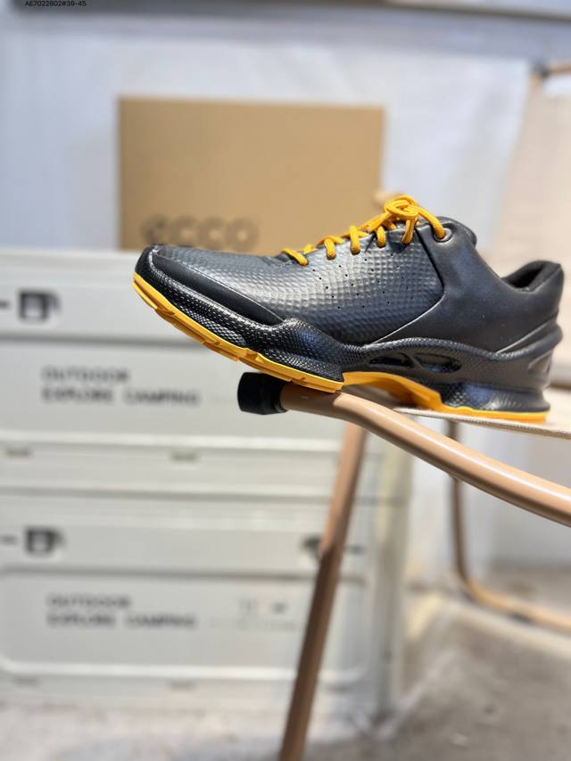 Ecco Men's Shoes: Lightweight, breathable, comfortable, durable, skin-friendly,