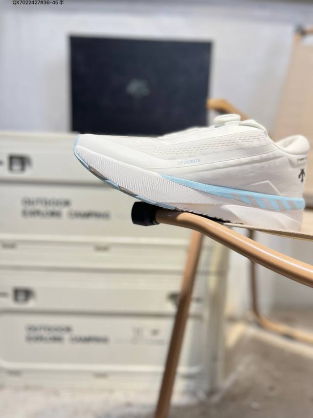 Descente Enerzite Comfortable and Versatile Fabric Wear-Resistant Rebound Low-To