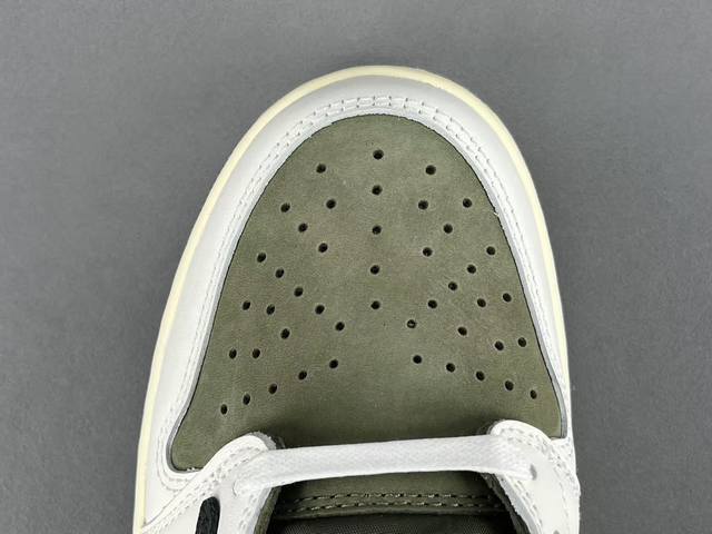 Channel Advantage! Genuine Original AJ1 Travis Scott X Jordan Air Jordan 1 Rever