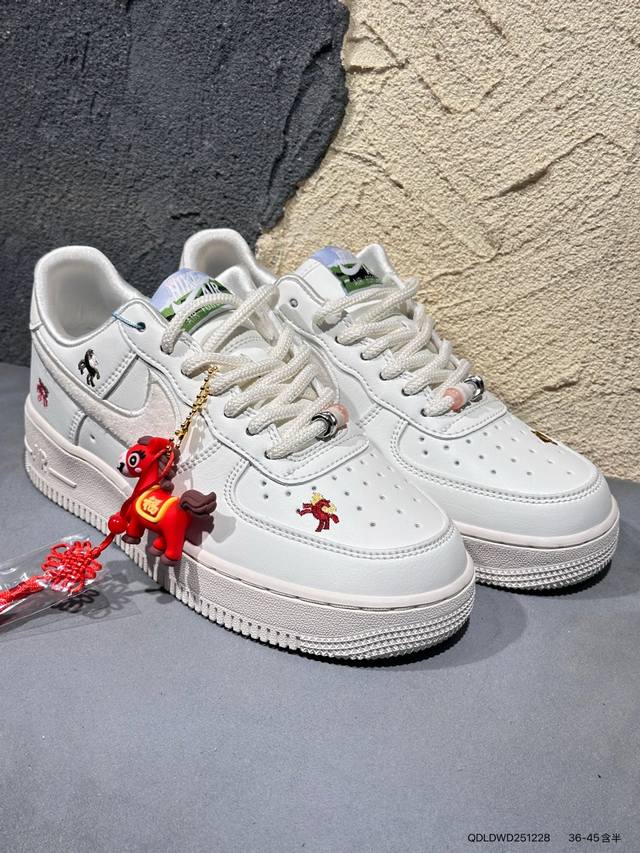 New Arrival Real Shots New Year, New Luck, Limited Edition Air Force 1 for the Y
