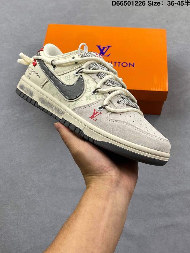 Collaborative Deconstructed Version | A Clash of Top Trends! When the streetwea