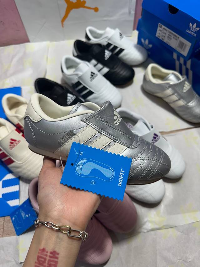 2026 Exclusive Shipment: Zhang Yuxi's Style, Children's Taekwondo Shoes~ We dare