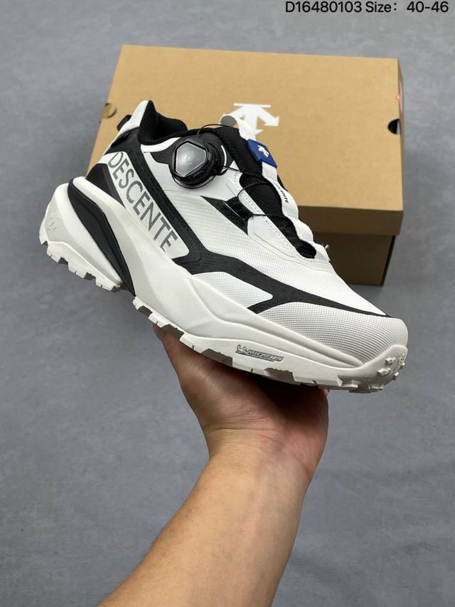 Descente Ski Style Series Gore-Tex Comfortable, Durable, Waterproof Low-Cut Hik