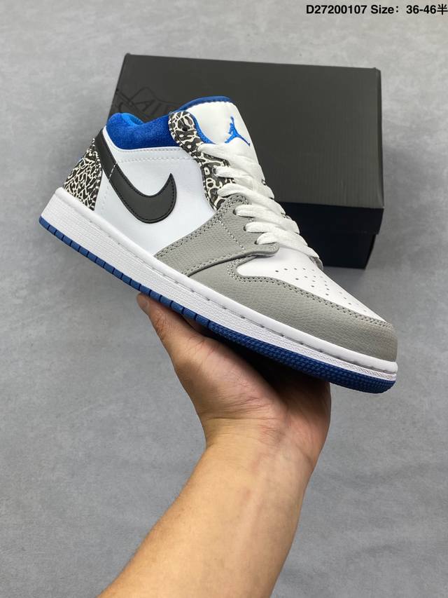 Authentic Nike Air Jordan 1 Low AJ1, a low-top retro-style casual basketball sh