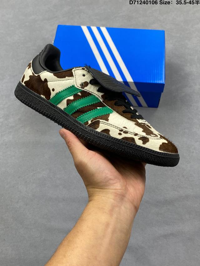 Adidas Original Samba Og Retro Samba Sneakers. This samba shoe showcases high-q