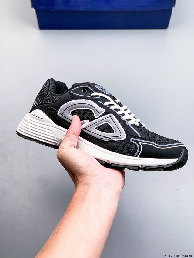 Dior B30 Retro-Style Breathable Versatile Casual Shoes DDD The B30 uses a combin