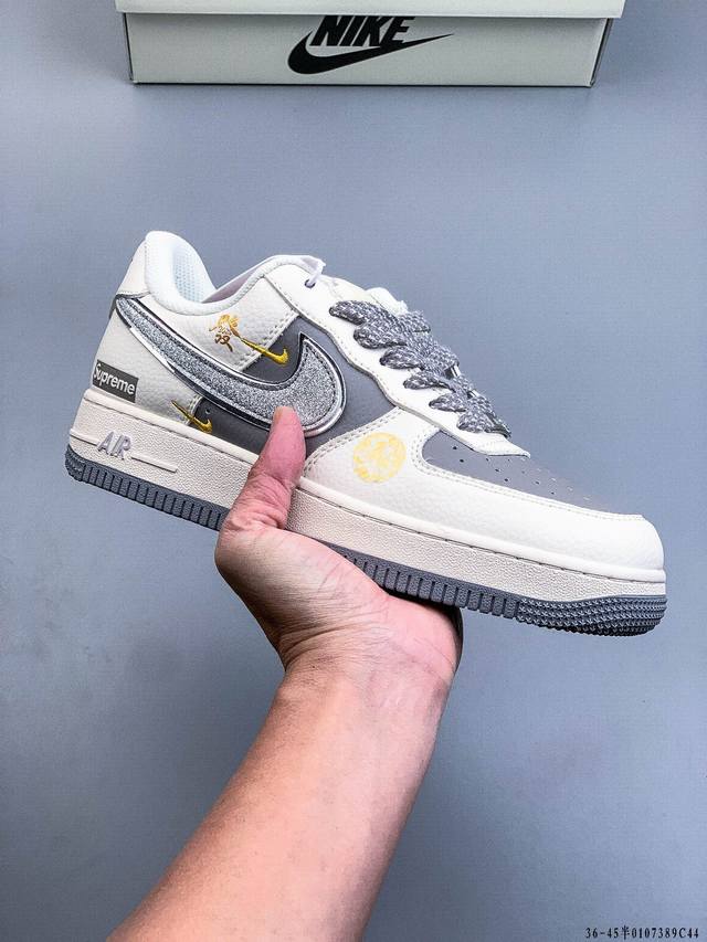 Original last data paper version, featuring a high-quality, durable leather upp