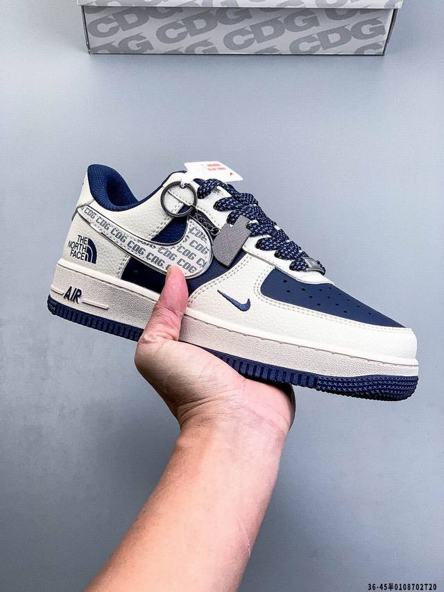 Original last data paper version, featuring a high-quality, durable leather upp