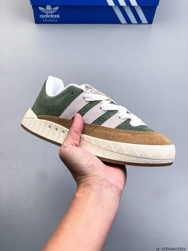 Featuring a color-fixed suede leather upper and a durable rubber outsole, the s