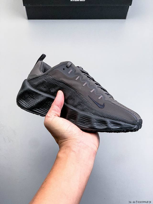 Company Grade! Hyein Seo X Nike Ava Rover Collaboration Shoes DDD This shoe feat