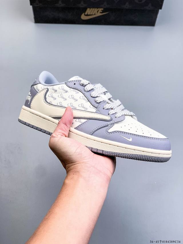 Nike Air Jordan 1 Low (AJ1) - Trendy and Casual Sneakers. Perfectly crafted AJ1