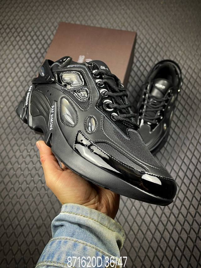 DDD Raf Simons Logo Leather Style DDD From Belgian designer: Raf Simons, founder