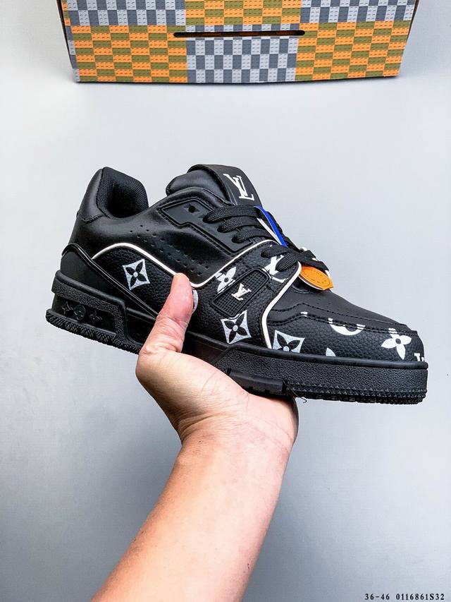 Louis Vuitton Lv sneakers DDD These are the shoes that the "Sisters Who Make Wa