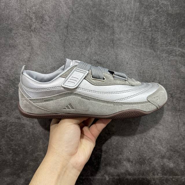 Company-grade Adidas Fos Urban Reverie Comfortable, Versatile, Durable, Low-top