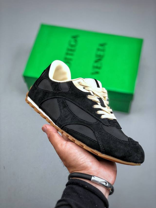 J Version Bottega Veneta Orbit Flash Round Toe Lace-up Thin Sole Low-top Casual