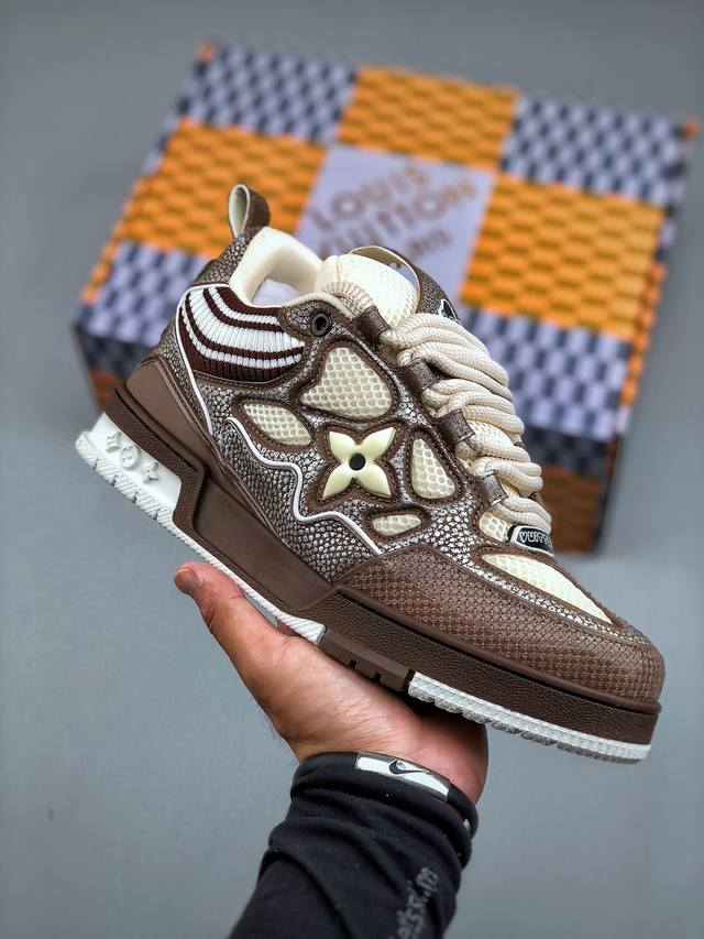 LV-Louis Vuitton Trainer 2025 runway latest model, 1:1 original replica!! Extrem