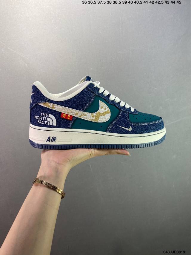 Nike Air Force 1 Low 07. Made with original last and cardboard, this authentic l