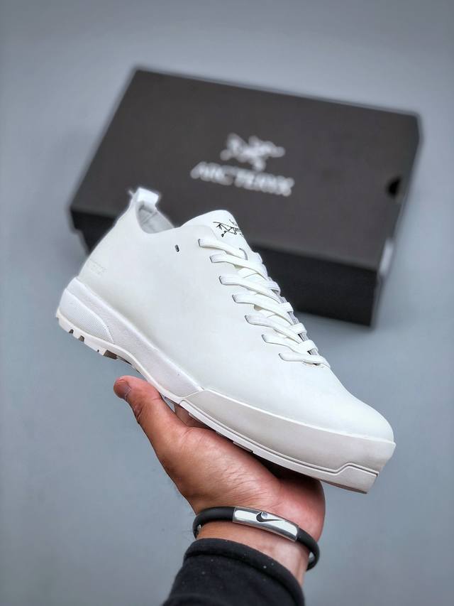 Arcteryx Konseal Lt M Men's Low-Top Hiking Shoes are suitable for technical rou