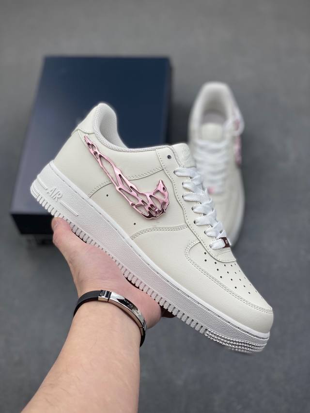 DDD Nike Air Force 1 '07 Low, a versatile athletic shoe with a thick sole and he
