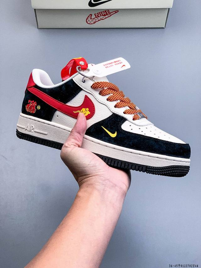 Original last data paper version, made with hard, high-quality leather upper, a