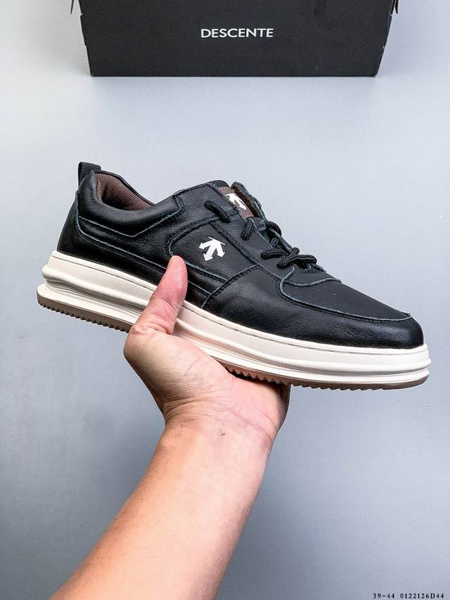 Company Grade! Descente Chron Racer Comfortable, Versatile, Non-Slip, Wear-Resis