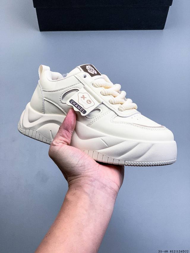 Chanel 2025 Fall/Winter New Fashionable and Versatile Casual Shoes DDD 0121126D2