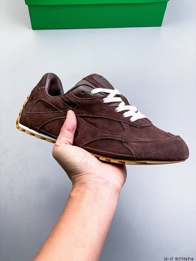 Company-grade Italian luxury brand - Bottega Veneta - Orbit Flash Low Sneakers,