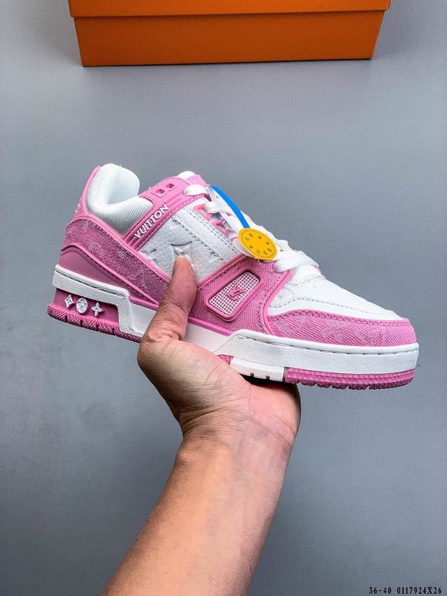 Louis Vuitton Lv sneakers DDD These are the shoes that the "Sisters Who Make Wa