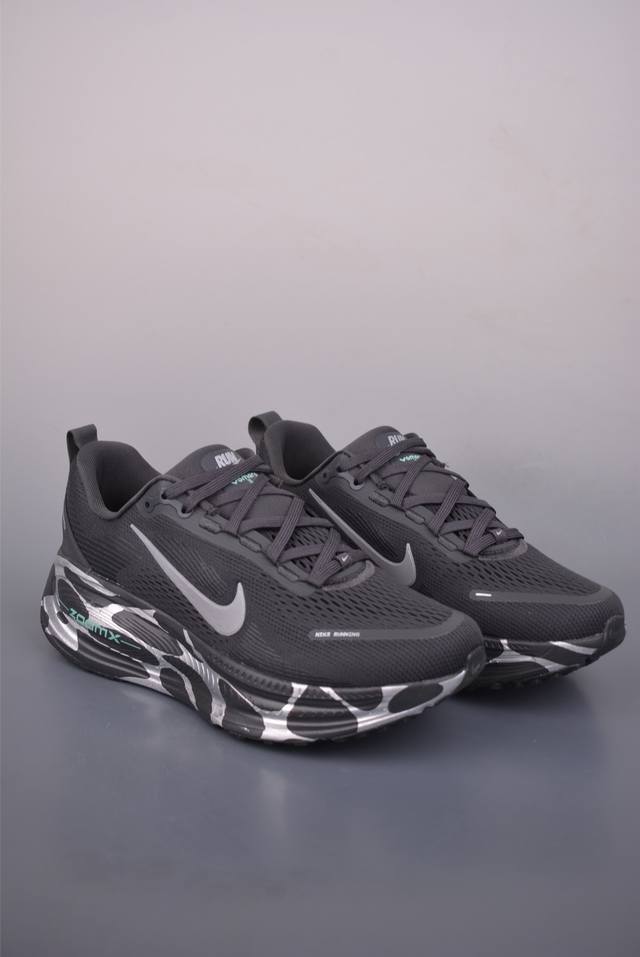 Nike Air Zoom Vomero Plus DDD New technology, developed ahead of schedule, pure