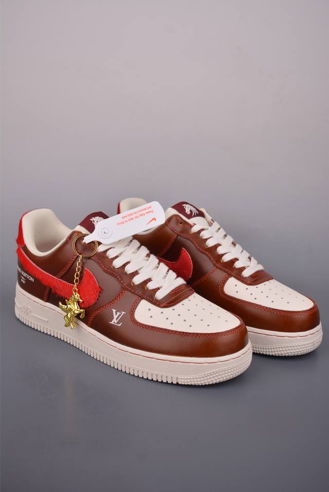 Nike Air Force 1 Low Lv Collaboration DDD Authentic Air Force fit, made with or
