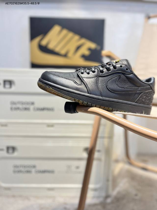 Authentic Jordan Air Jordan 1 Low AJ1 Basketball Shoes, Official Colorway, Origi