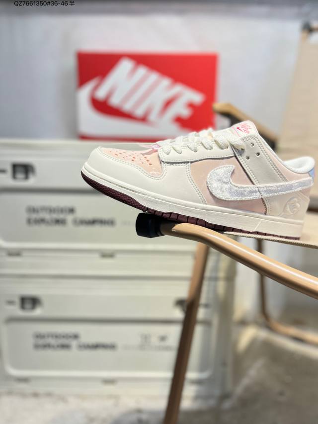 Nike Dunk Low SB series classic versatile casual sports sneakers. The thickened