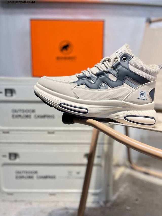 Mammut Outdoor Performance Training Hiking Shoes DDD Featuring a professionally