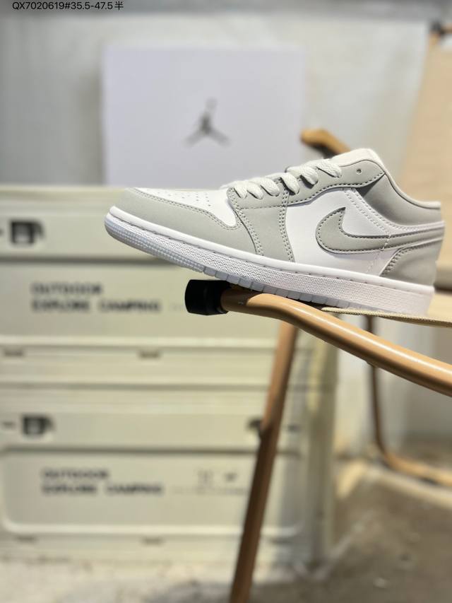 Factory Grade Top Layer Leather Jordan Air Jordan 1 Low AJ1 Basketball Shoes Of