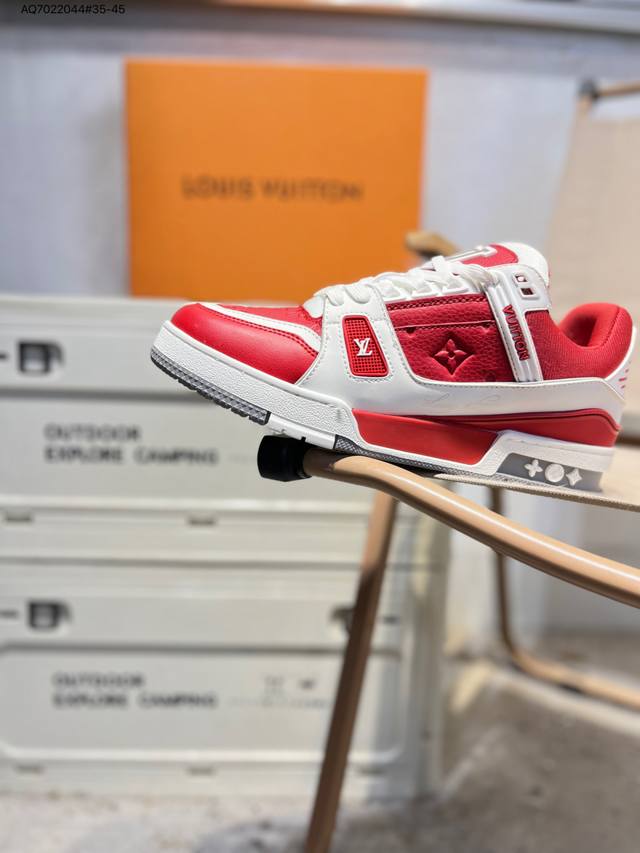 Louis Vuitton Lv Louis Vuitton sneakers DDD New Lv Trainer latest colorway snea