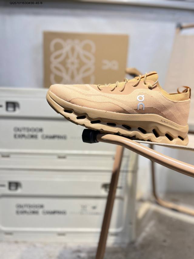 On Cloudtilt Moon Lightweight Sports and Casual Shoes DDD Very comfortable on th