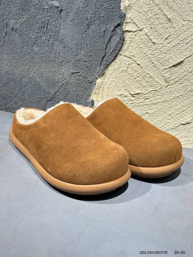 The origins of the Ugg brand can be traced back to Australia. During World War