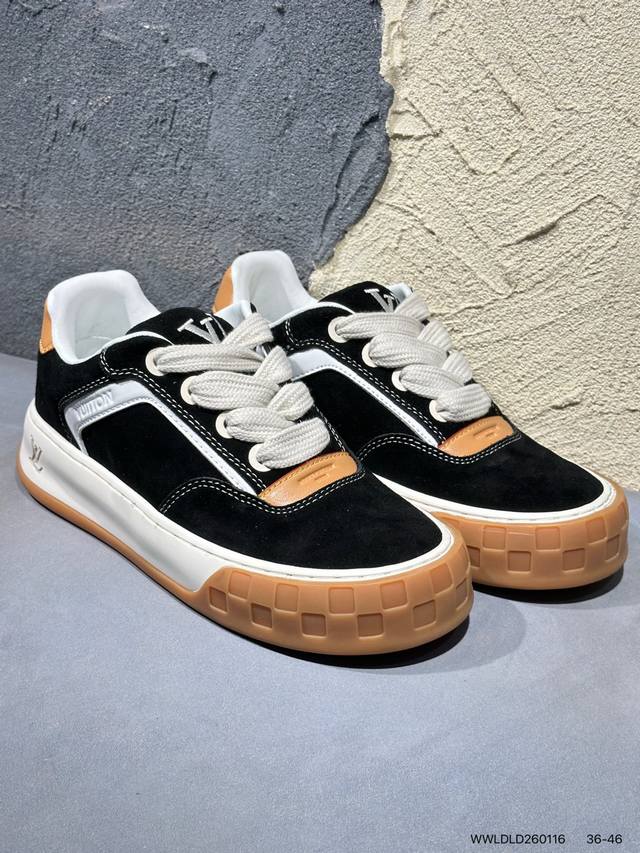 New Product Launch Real Shot: Brand New Louis Vuitton Trainer Sneaker Low Casual