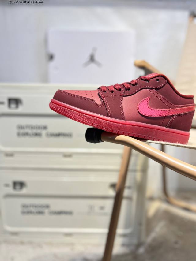 Factory Grade Top Layer Leather Jordan Air Jordan 1 Low AJ1 Basketball Shoes Of