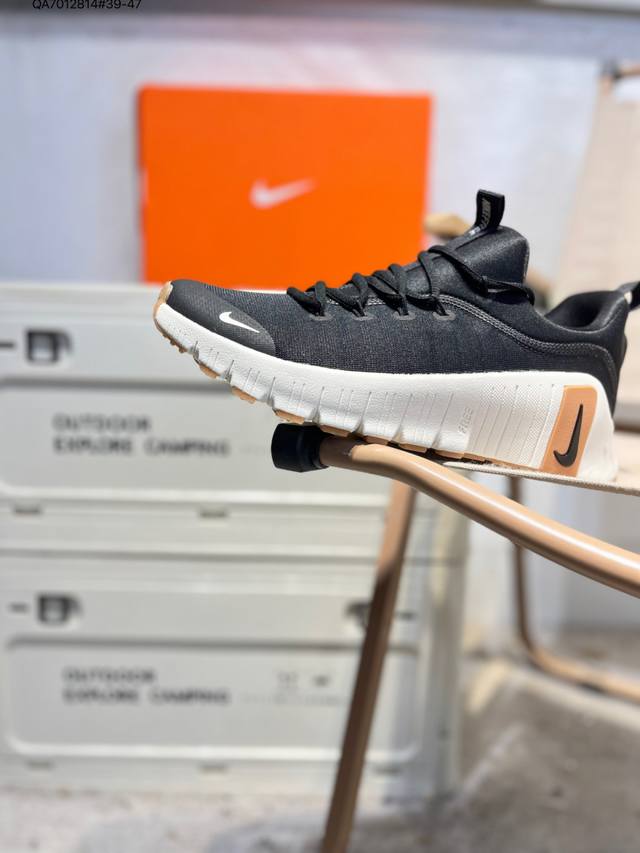 Nike Free Metcon 6 Mesh Round Toe Lace-up Shock Absorbing Anti-slip Low-top Trai