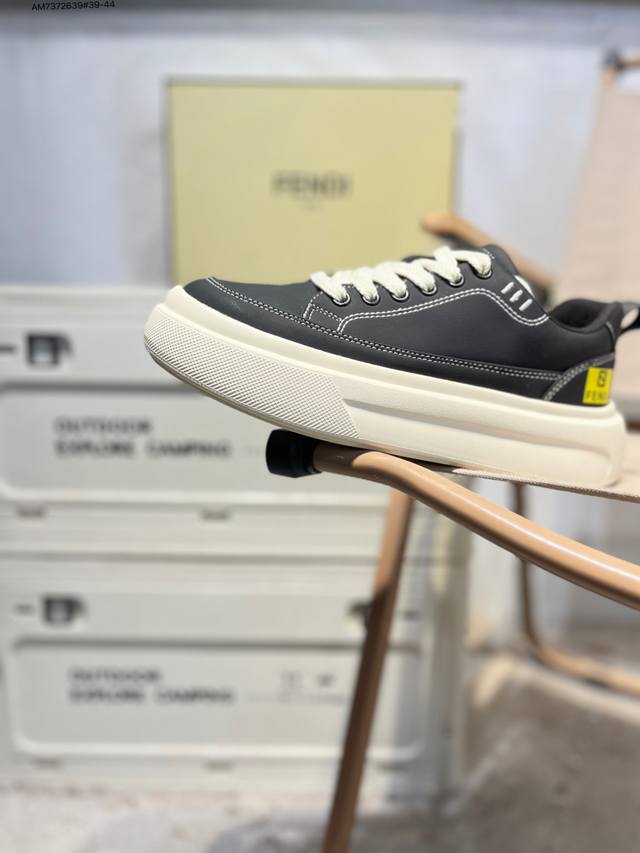 Fendi Trendy Fashion Casual Sports Shoes Series DDD Guangdong Quality Original F