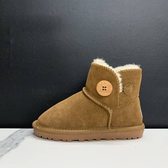 Ugg Peach Wood Buckle Children's Snow Boots DDD Size: 21-35 DDD Inner lining: ar