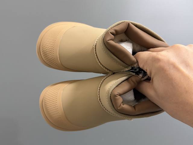 New Ugg Wang Yibo style zipper children's high-top snow boots DDD Size: 26-37 D