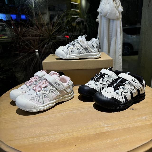 New Year's Special Offer! Special price, returns and exchanges available! Smile