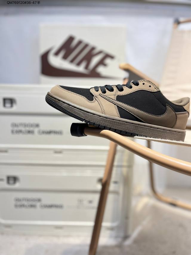 Original last and original paper version of men's and women's shoes, developed w